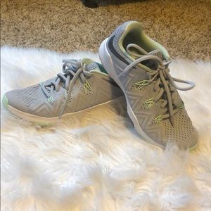 Woman’s Nike Sneaker